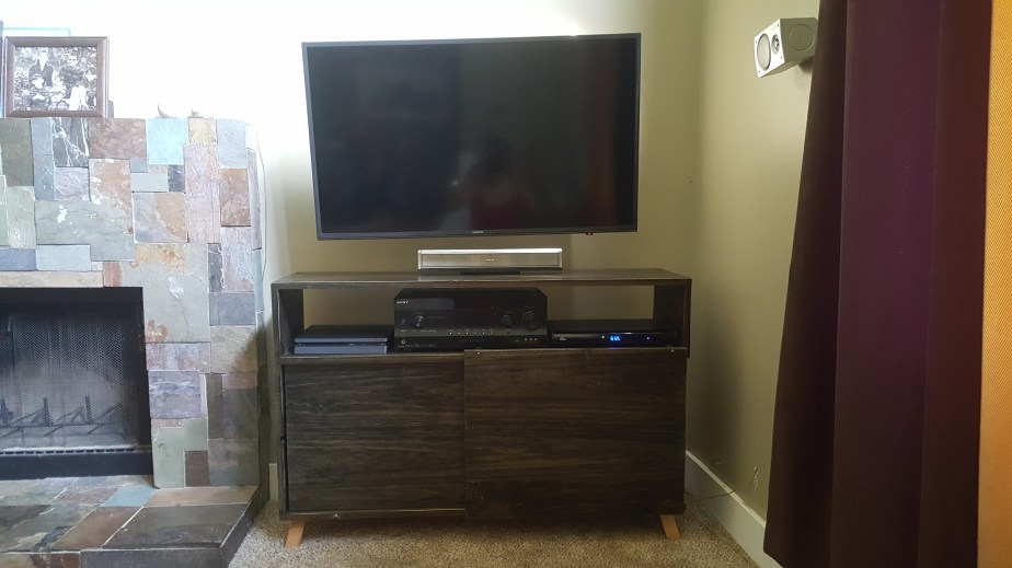 Sliding Door Entertainment&nbsp;Stand
